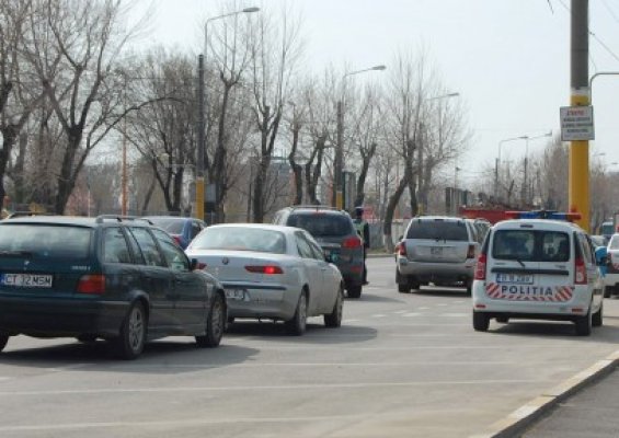 Prins la volan fără permis
